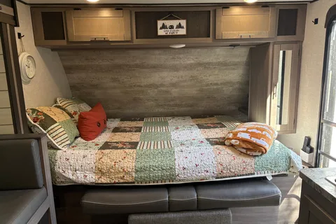 TT3 - 8 Person w/ Bunk- The RV Rental Factory