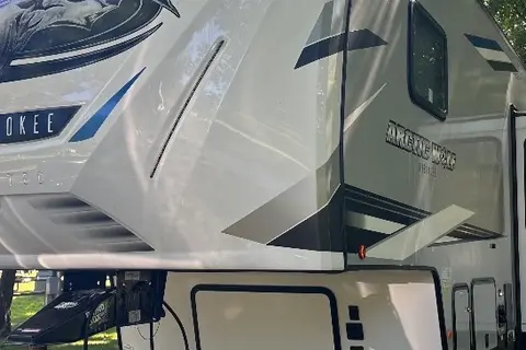 MICHIGAN LIFE RV