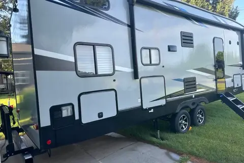 MICHIGAN LIFE RV