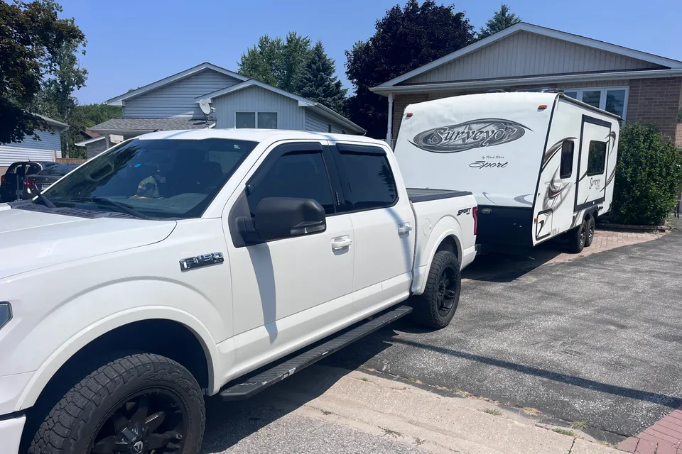 William's Fleetwood Surveyor sport Travel Trailer