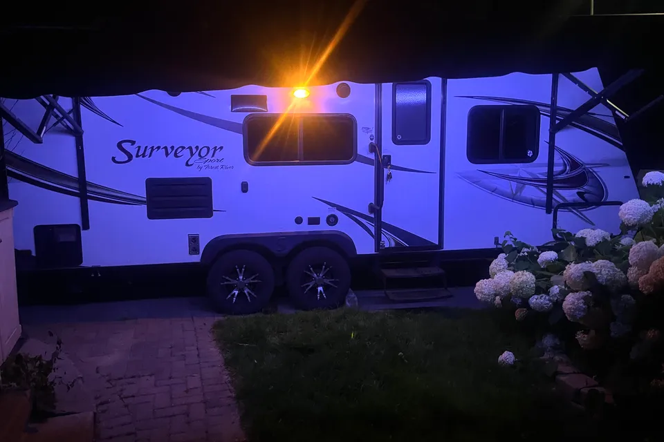 William's Fleetwood Surveyor sport Travel Trailer