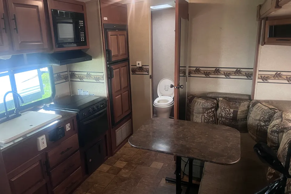 William's Fleetwood Surveyor sport Travel Trailer