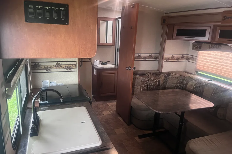 William's Fleetwood Surveyor sport Travel Trailer