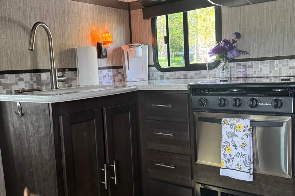 The Steeves Cruiser RV Fun Finder Travel Trailer