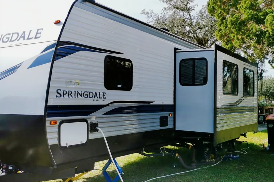 McRae's keystone Springdale 335BH 