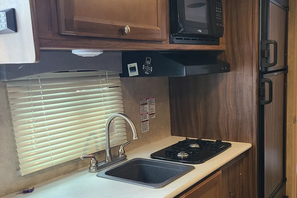 Lovely Clean & Tidy Trailer with Bunk Beds