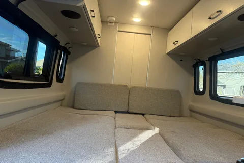 Emma's 2024 Ram Promaster 21ft Campervan
