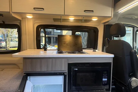 Emma's 2024 Ram Promaster 21ft Campervan
