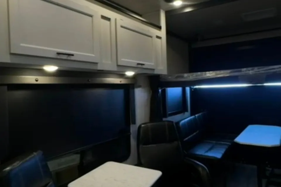 2026 Genesis Supreme Blazen 275crxl Toy Hauler