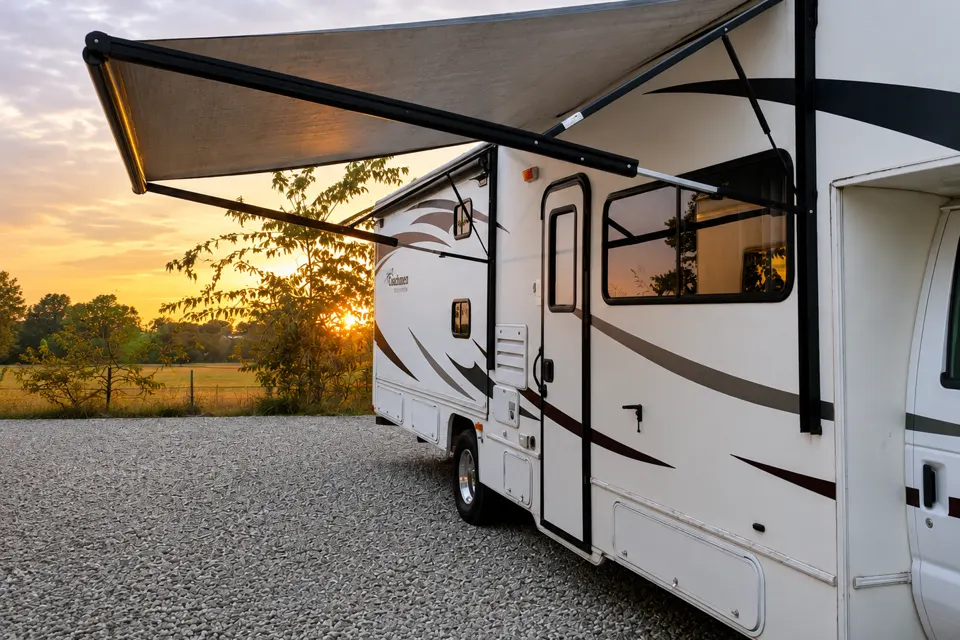 Coachmen Motorhome - Family Friendly, newly remodeled & Fully equipped!