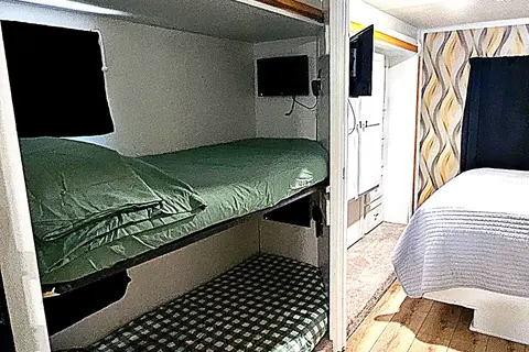 Coachmen Motorhome - Family Friendly, newly remodeled & Fully equipped!