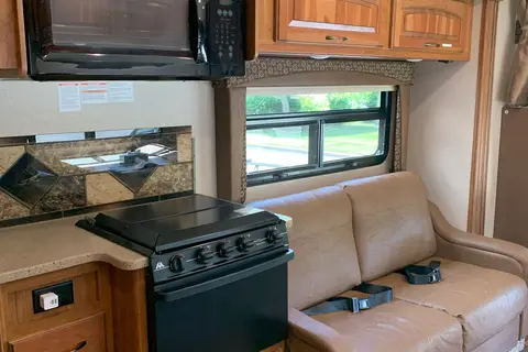 Raddy's Jayco Greyhawk Class C