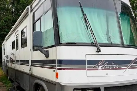 Matt's Winnebago Adventurer Class A