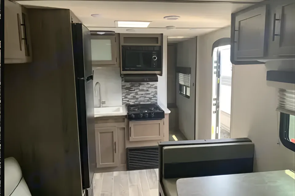 David's Gulf Stream Conquest Travel Trailer