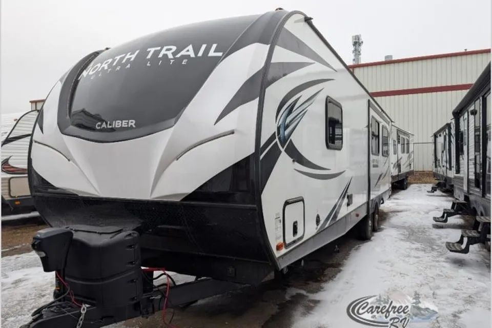 Carefree's Heartland North Trail 28RKDS Travel Trailer