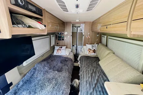 Winnebago  Travato Classe B DP
