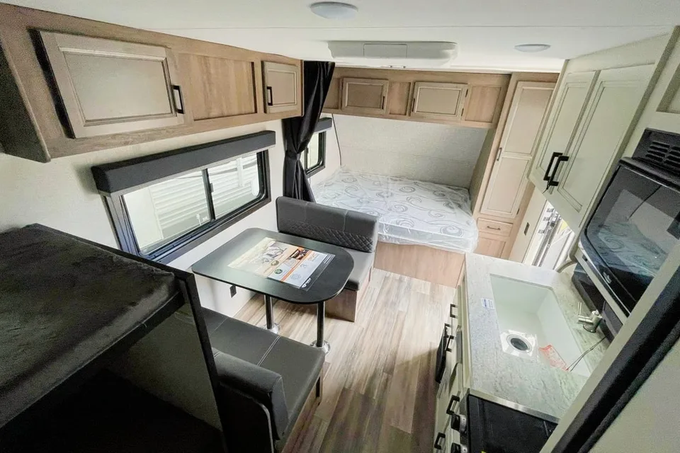 21' OPEN RANGE TRAILER - ***LIGHT WEIGHT SUV TOWABLE***