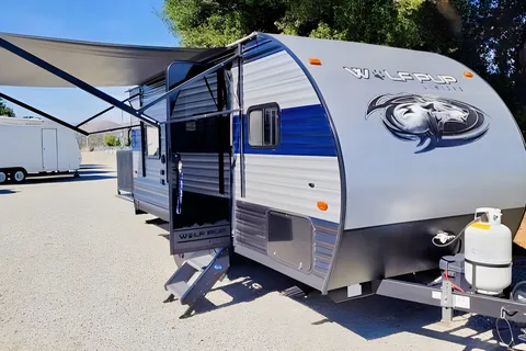 Forest River Cherokee Wolf Pup 18RJB Toy Hauler