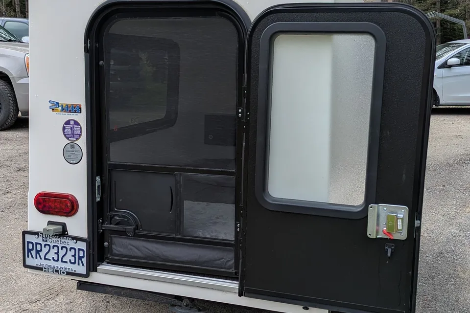 Titi Helio H3 Mini-roulotte