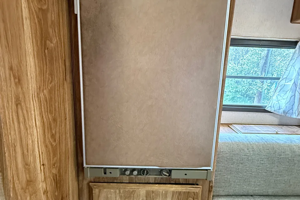 1988 Classic Nomad Weekender Travel Trailer