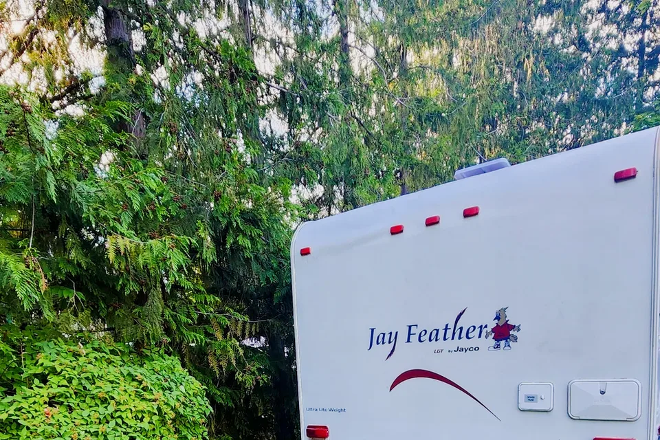 Half Ton Ready! Jayco JayFeather 26S Travel Trailer