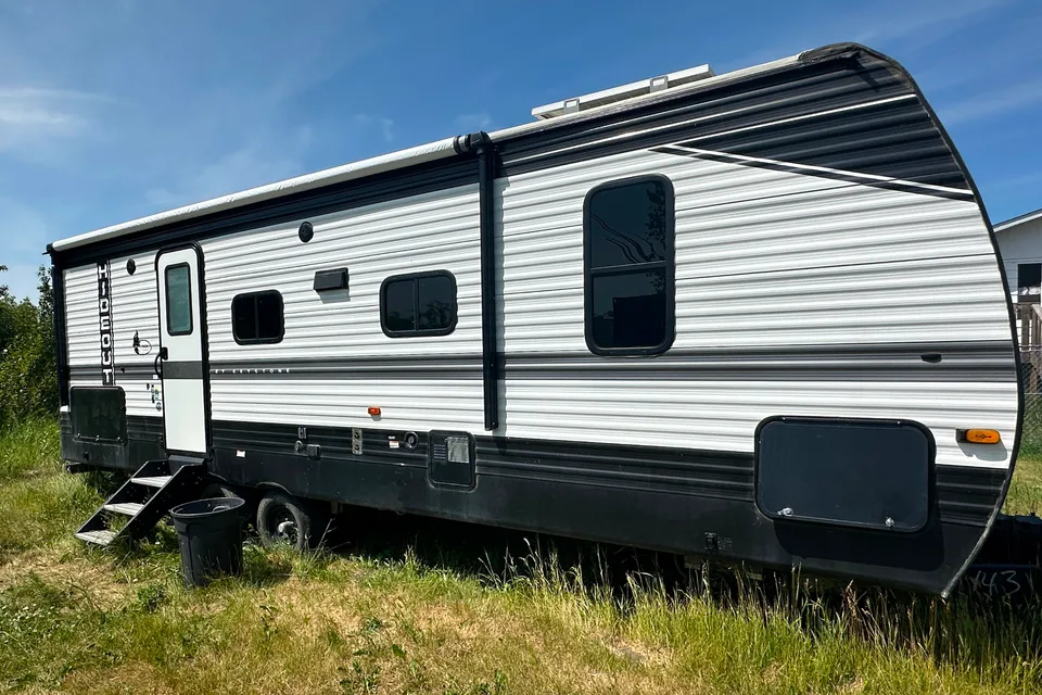 Char's Keystone 250BH Travel Trailer