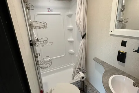 Char's Keystone 250BH Travel Trailer