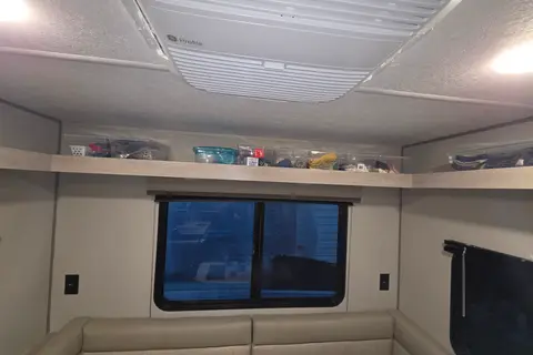 JEAN-PIERRE Coachmen Catalina 154rdx Roulotte