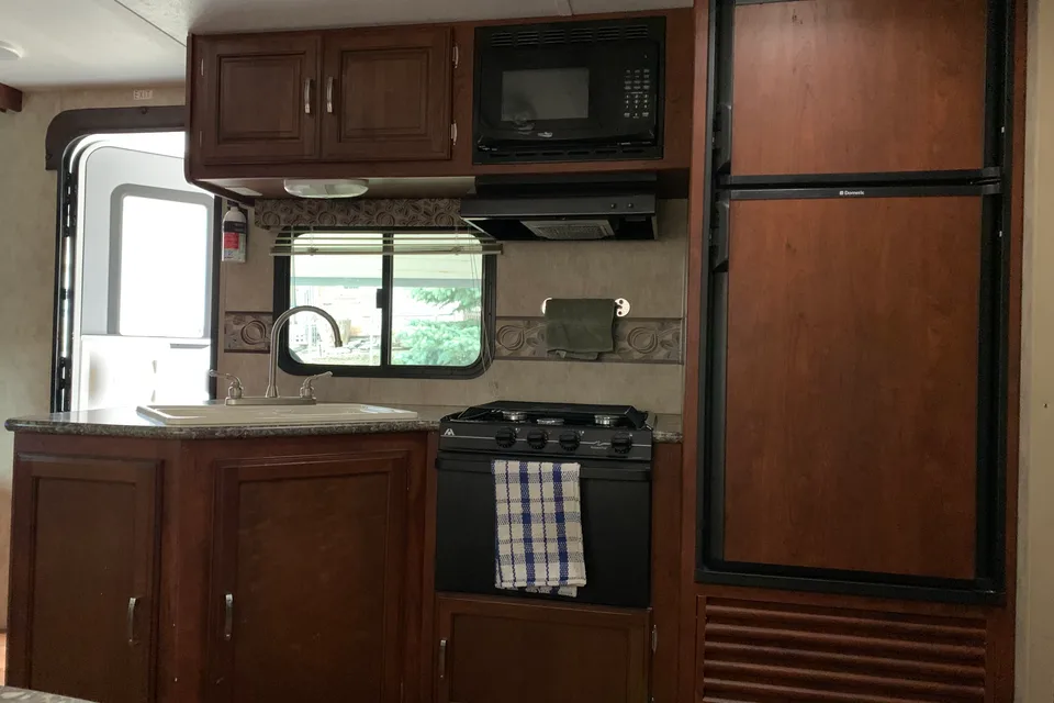 Ryan's Family Friendly Keystone Passport Ultra Lite Grand Touring 2400BH Travel Trailer