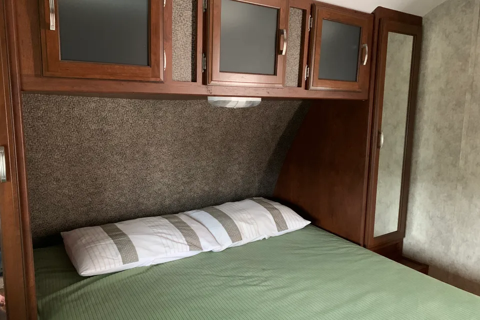Ryan's Family Friendly Keystone Passport Ultra Lite Grand Touring 2400BH Travel Trailer