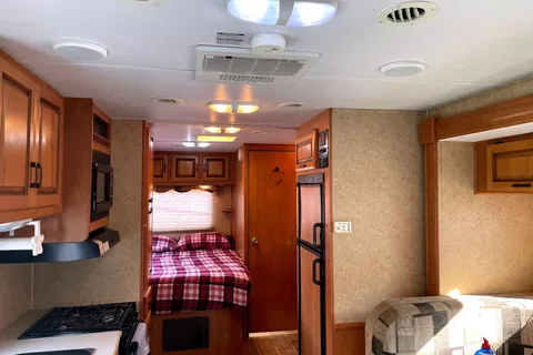 #2 Julia's Forest River Sunseeker  Class C