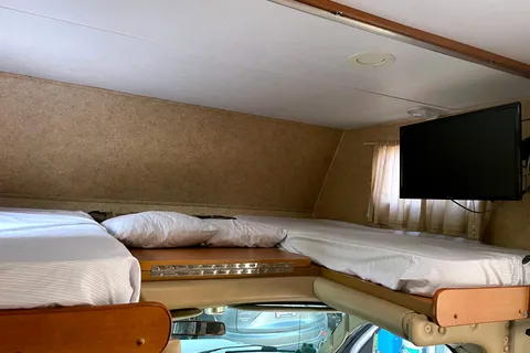 #2 Julia's Forest River Sunseeker  Class C