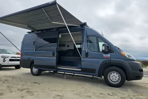 De Van XL - Most Open, Spacious Build out there! 2022 Promaster 3500
