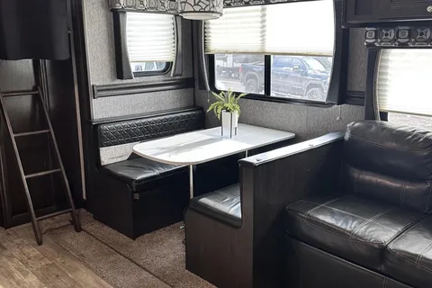 Sarah's Heartland pioneer BH270 Travel Trailer