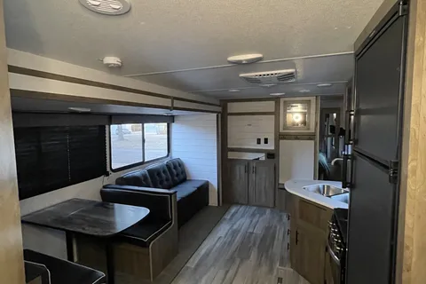 Sarah's Heartland pioneer BH270 Travel Trailer