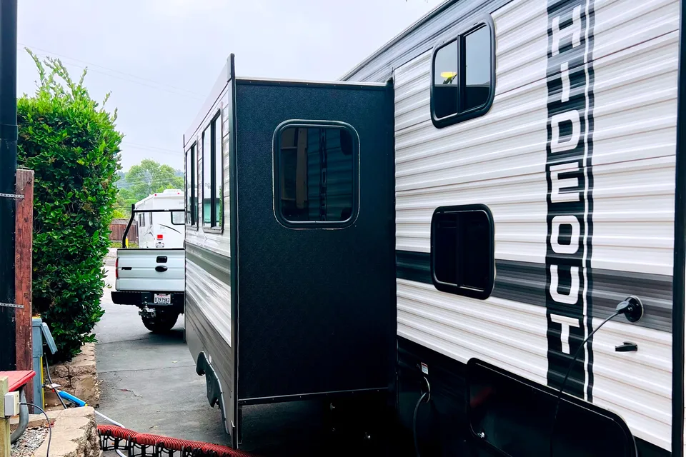 NorCal Cruising Keystone Hideout 26BHWE Travel Trailer