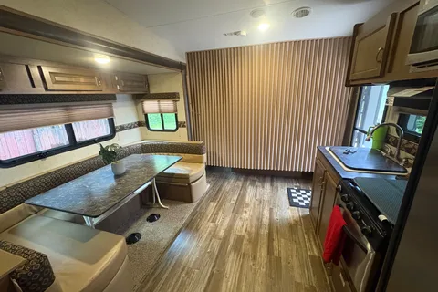 KZ MXT 3090 Toy Hauler