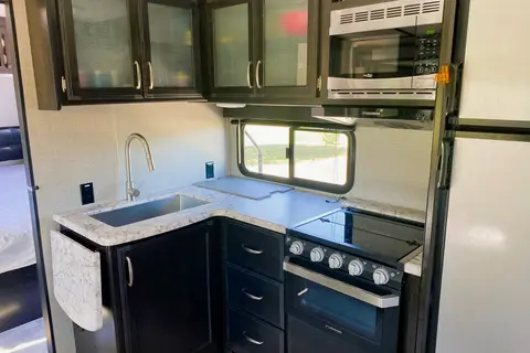 Get your glamp on!