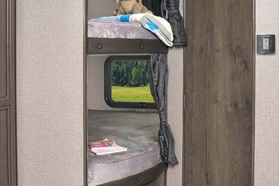 Codi's Jayco JAYFLIGHT BAJA 267BH Travel Trailer