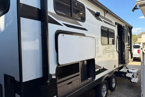 Anthony’s Family Friendly Grand Design Imagine XLS Travel Trailer