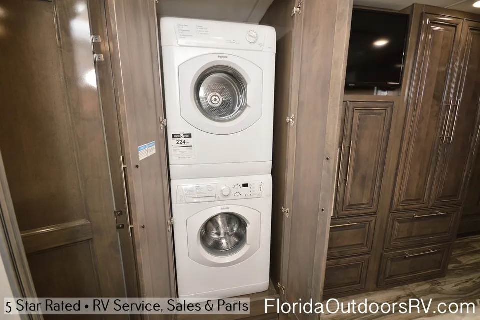 Ryan's Forest River Family (and dog) Friendly - FUN RV