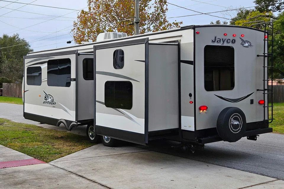 Jayco Jay Flight M-32BHDS