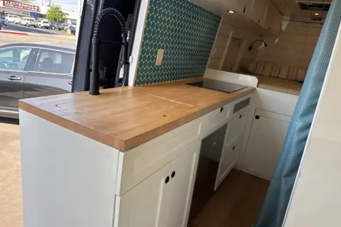 “The Beast” Luxury 4x4 Sprinter | 800W Solar • Hot Shower • Off-Grid