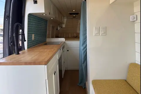 “The Beast” Luxury 4x4 Sprinter | 800W Solar • Hot Shower • Off-Grid