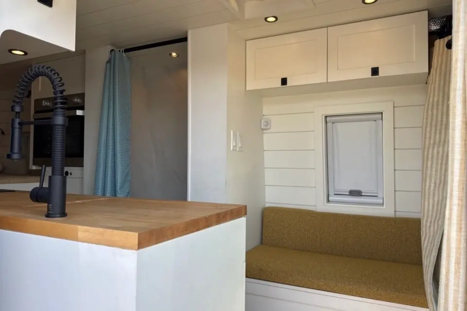 “The Beast” Luxury 4x4 Sprinter | 800W Solar • Hot Shower • Off-Grid