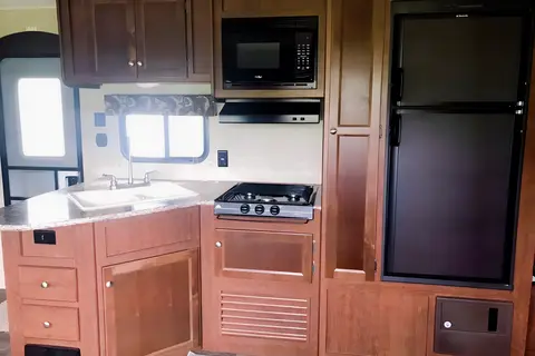 PERFECT FAMILY TRAVEL TRAILER