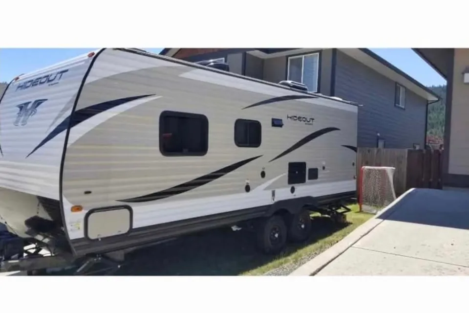 Cova's Keystone Hideout Travel Trailer