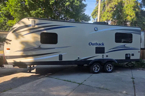 2017 Keystone Outback Ultra-Lite Toy Hauler