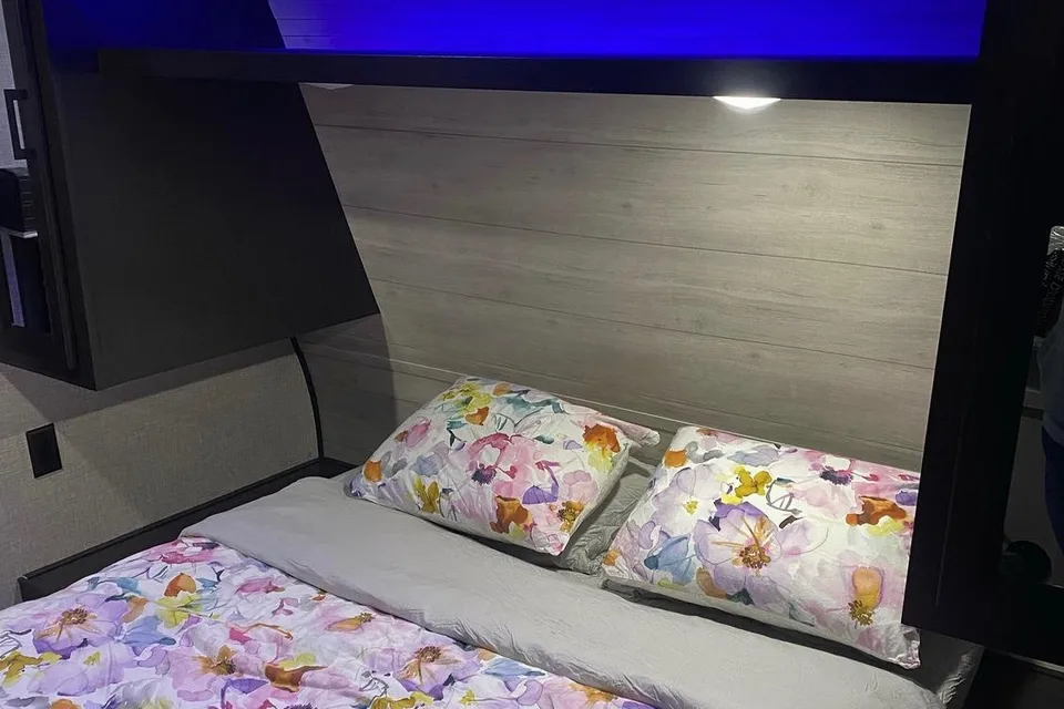  Jayco Jay Flight SLX 8 242BHS Travel Trailer