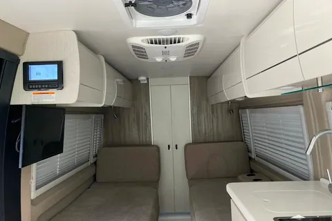 RV Tellaro - 2021 Thor Motor Coach Class B